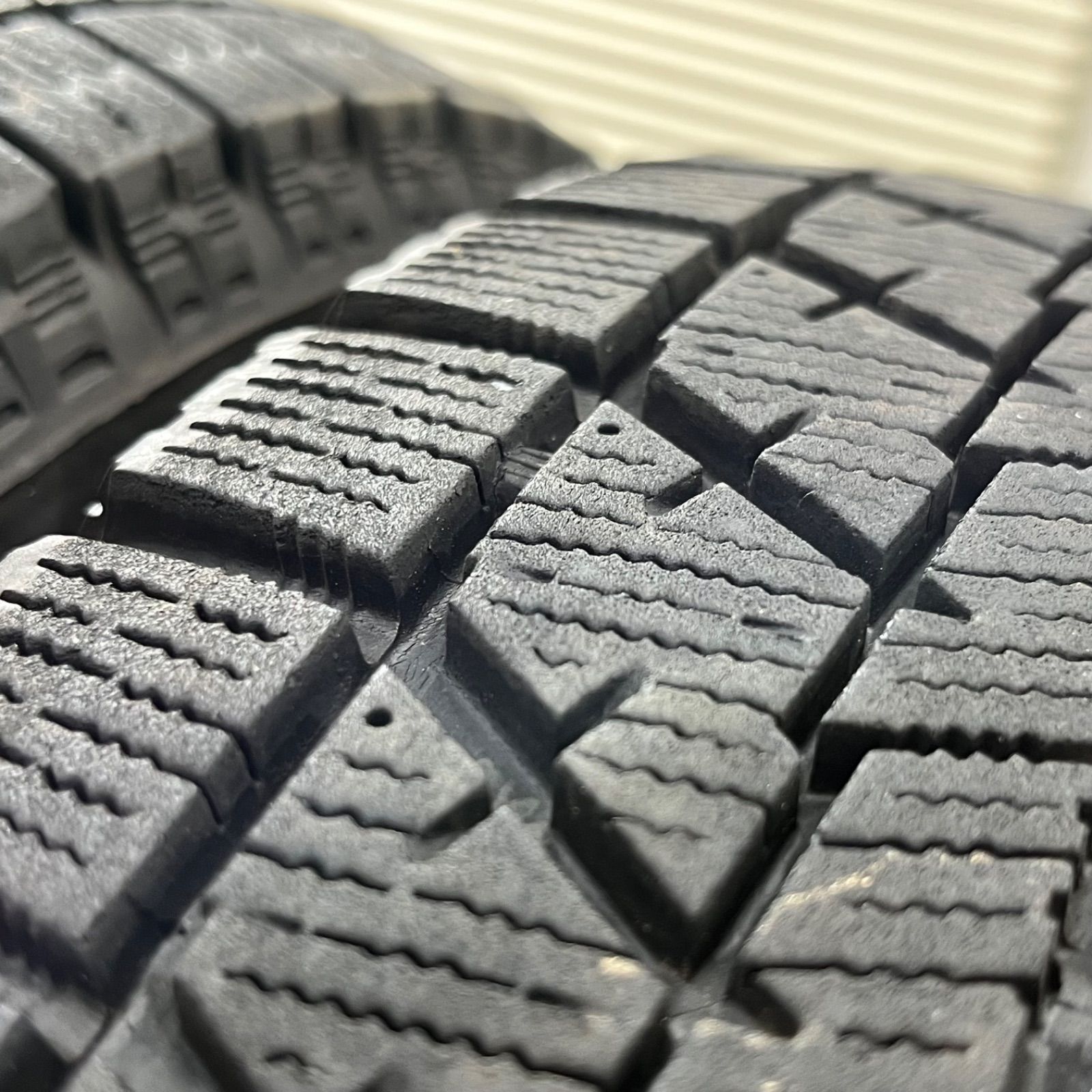 環境 20年 155 65R14 ブリヂストン ブリザックVRX ホンダ JF3 N-BOX N-WGN N-ONE スタッドレスタイヤ スタイリッシュである