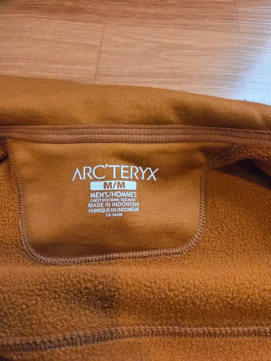 ARC TERYX 登山ウェア M 180 100A