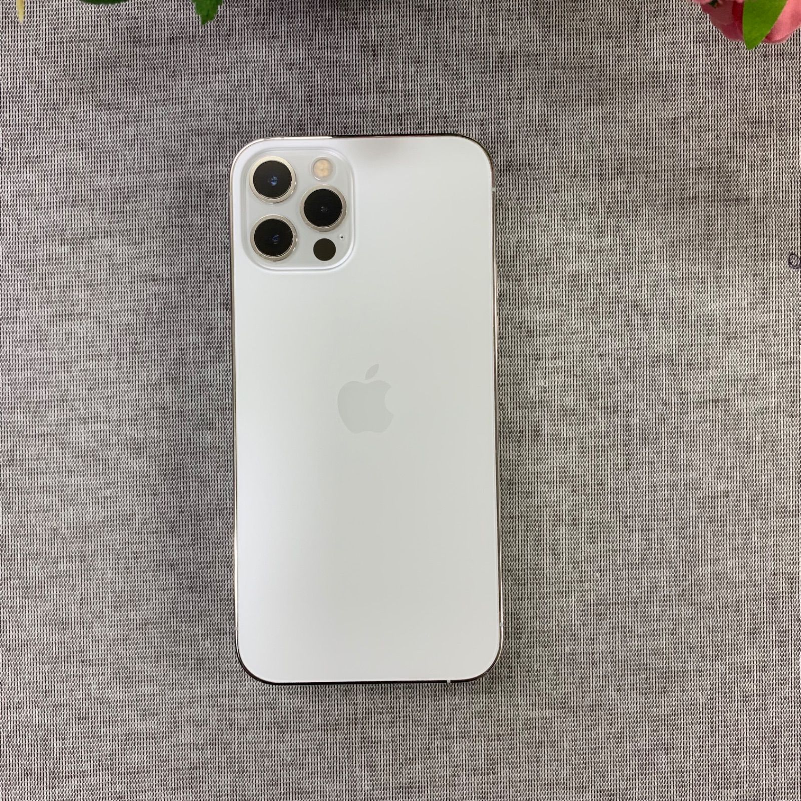 iPhone 12Pro 256gb シルバー - メルカリ
