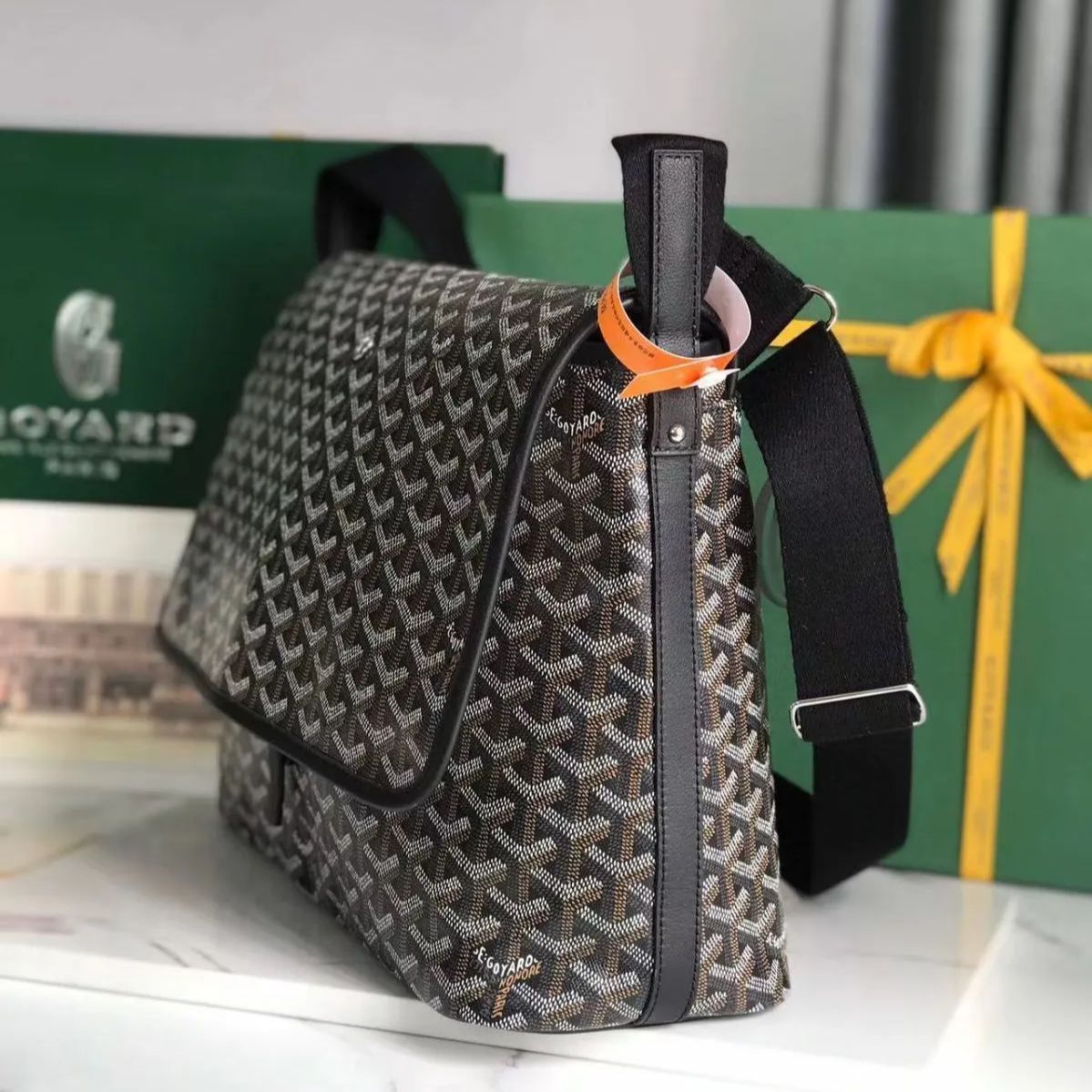 箱付きGOYARD ゴヤール ショルダーバッグ - メルカリ 