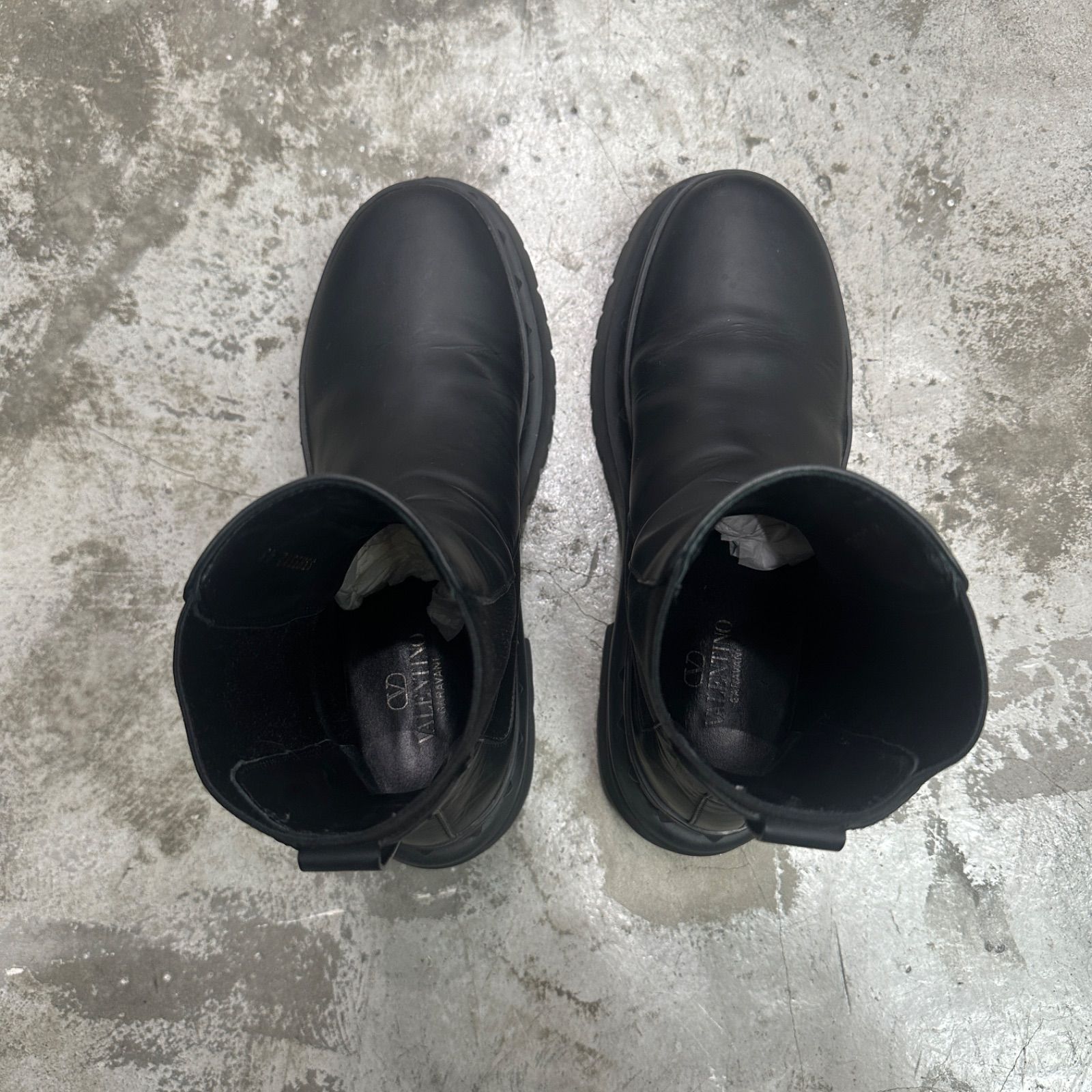 Valentino Garavani ロックスタッズ チェルシーブーツ