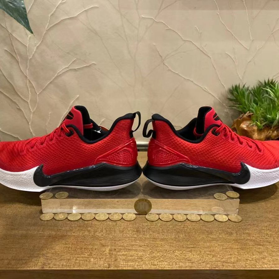 ナイキ マンバ フォーカス メンズ Nike Mamba Focus バッシュ University Red/Anthracite/Black Kobe  Bryant コービー - メルカリ