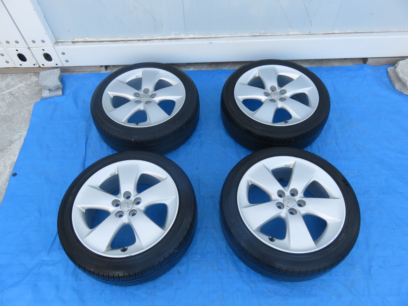 ☆SFC1532/プリウス30系 ZVW30/ZVW35 後期 純正 17インチ 17×7J