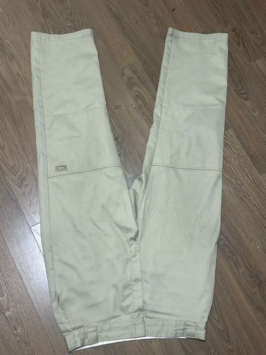 42 DICKIES