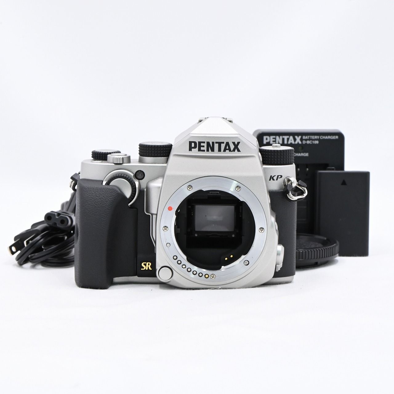 ペンタックス PENTAX KP ボディ シルバー デジタル一眼レフカメラ【中古】