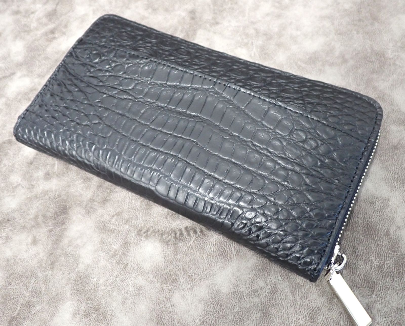 定価28万円 クロコダイル ブラック長財布 ヘンローン社製 - メルカリ