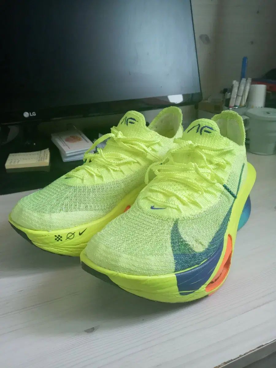 NIKE ナイキ アルファフライ 3 ボルト 275 サイズ