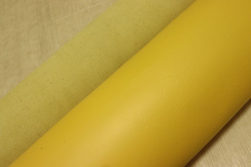 イエロー 200ds クロム革 牛革 国産 レザー スムース加工 はぎれ 一枚革 レザークラフト 革 皮 本革 diy 生地 材料