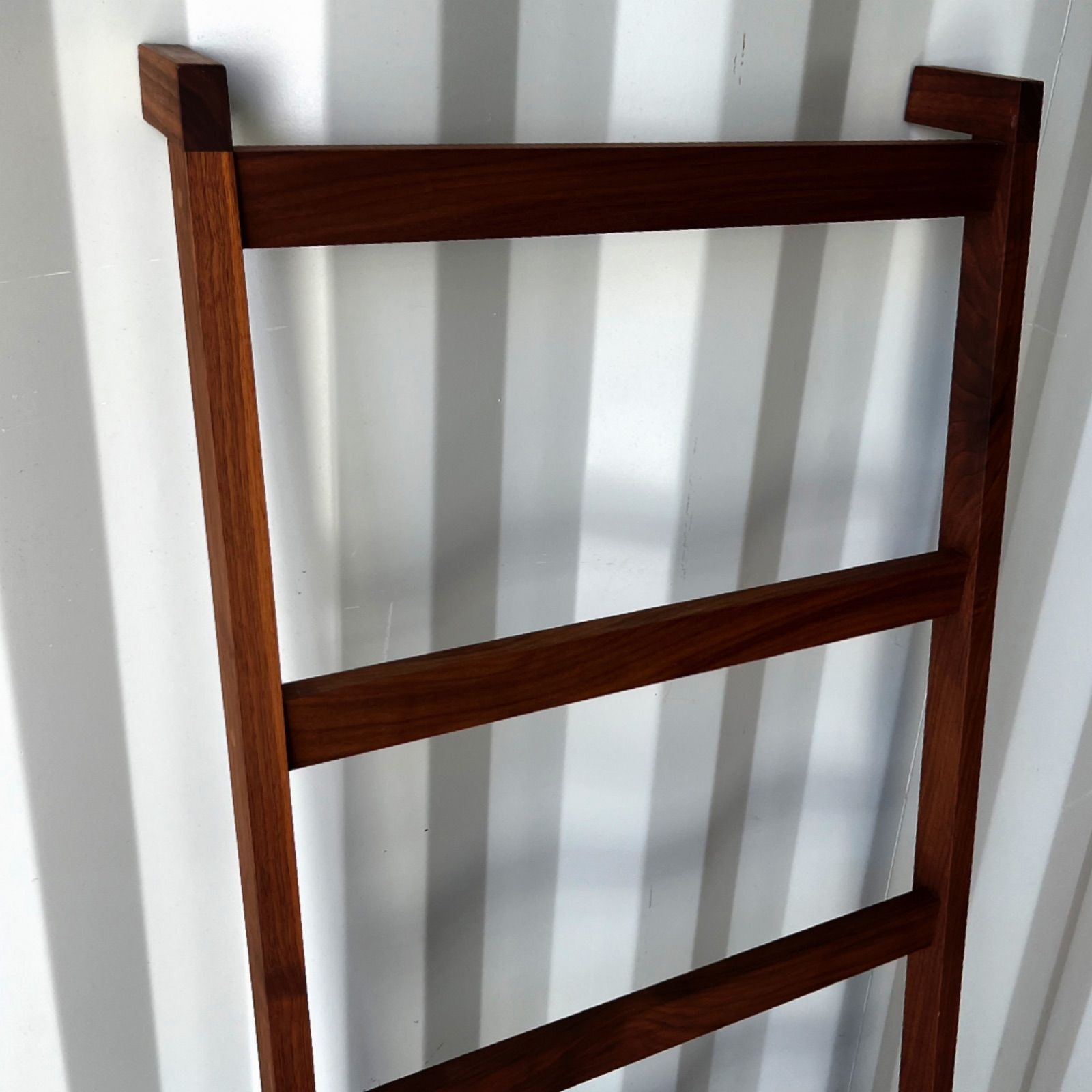 取付無料！マスターウォール スカラ デニムラック 北欧風天然木ラダー