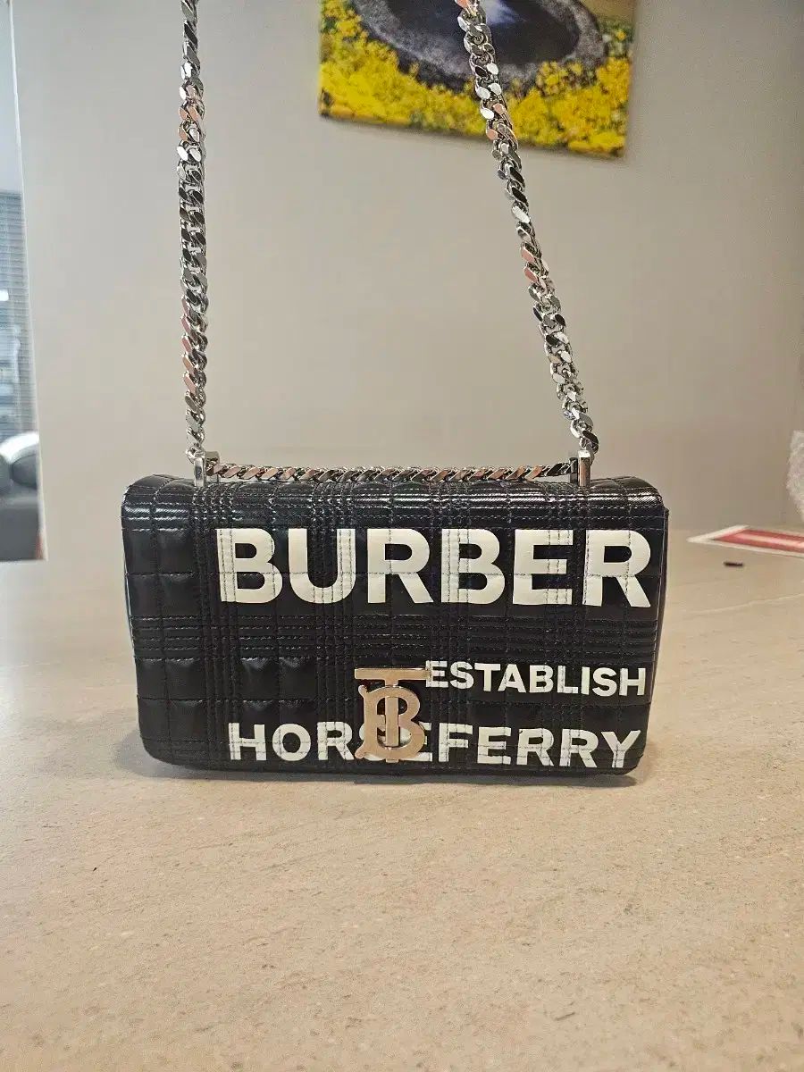 バーバリー ホースペリー ローラバッグ