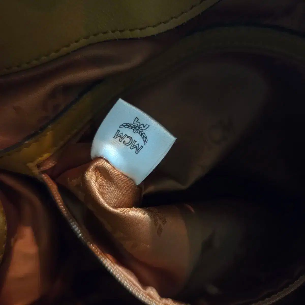 MCM ヴィセトス 巾着バッグ バケットバッグ Lサイズ WWW_OLIVIERBERNSTEIN_COM