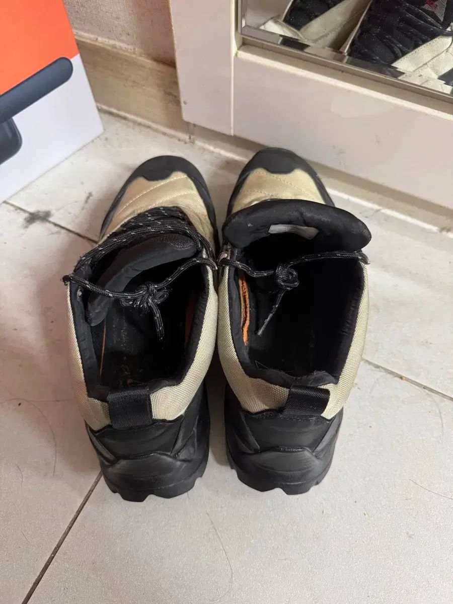 Roa カタリーナ 41 サンド