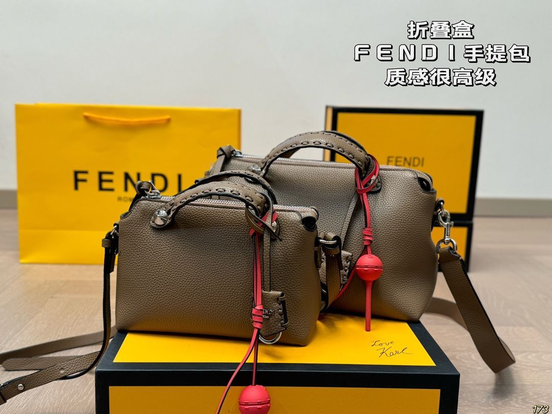 fendi バッグ バイ ザ ウェイ セレリア ミニ カーフレザー ライトブルー | Fendi