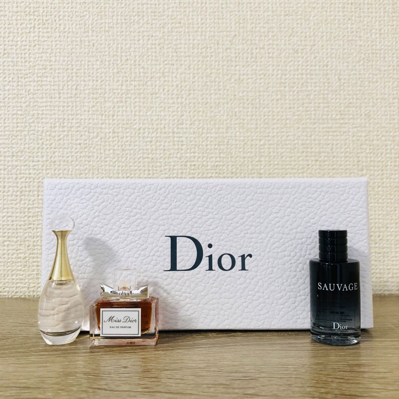 M-588 Christian Dior クリスチャンディオール 香水ミニ 3点