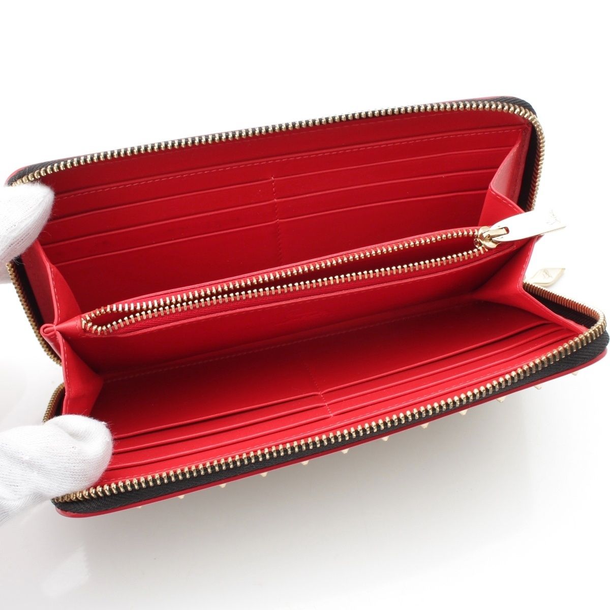 クリスチャンルブタン パネトーネ ラウンドファスナー スタッズ  