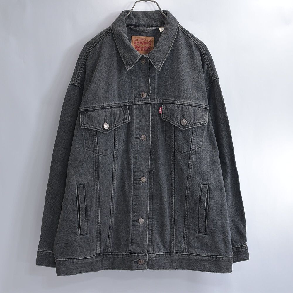 Levi's ブラックデニム バギートラッカーオーバーサイズド