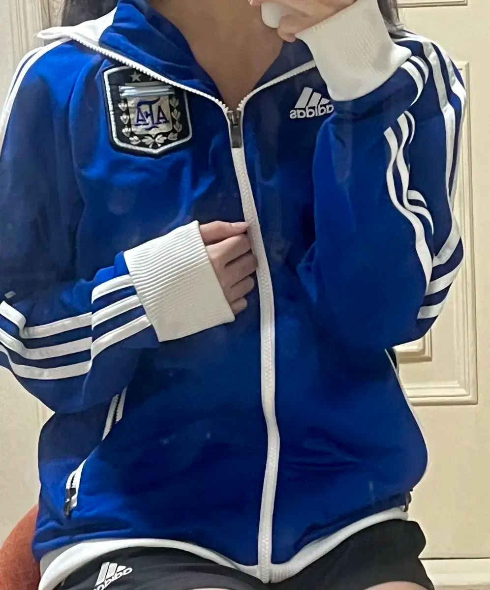 adidas アディダス アルゼンチン人 国立大学 ジャージ 90 必須アイテム