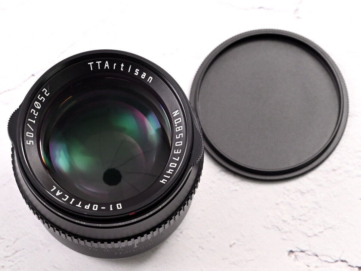 状態良好 TTArtisan 50mm f/1.2 ポートレート Lens - SONY E-Mount