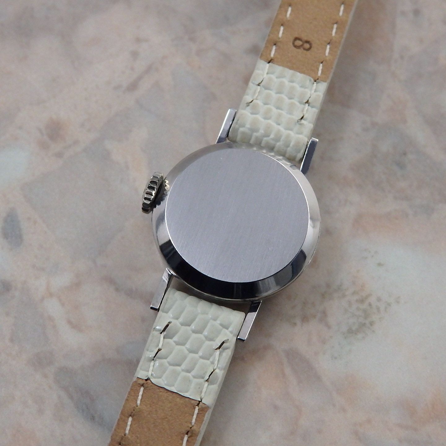 【TISSOT】1960年代のボーイズサイズのアンティークウォッチ TISSOT】1960年代のボーイズサイズのアンティークウォッチ