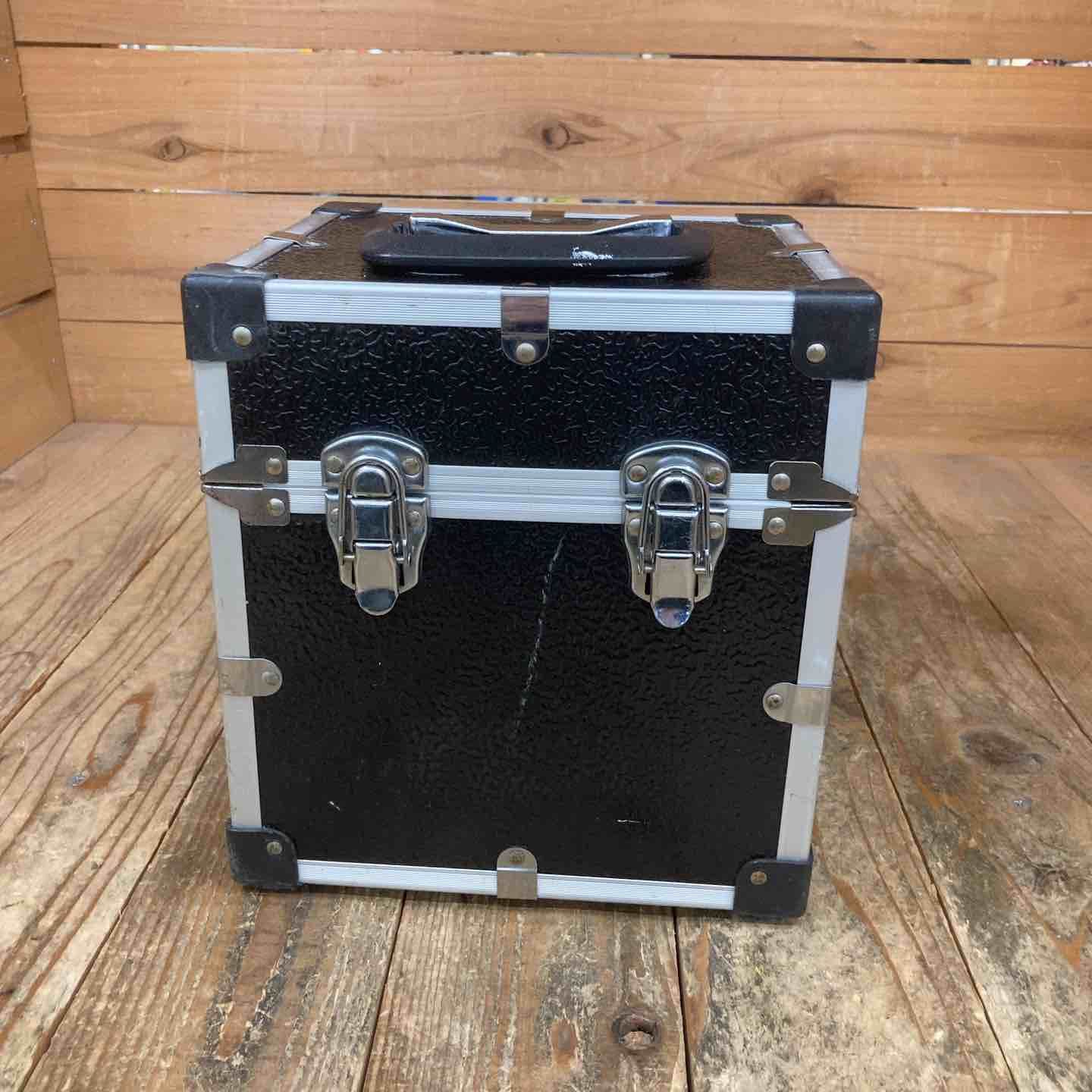グリーンレーザー墨出し器 TGL-6P