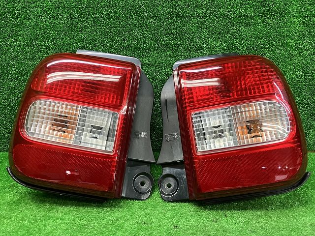 スズキ HE21S ラパン スピアーノ 前期 テールレンズ左右 35603-75H0