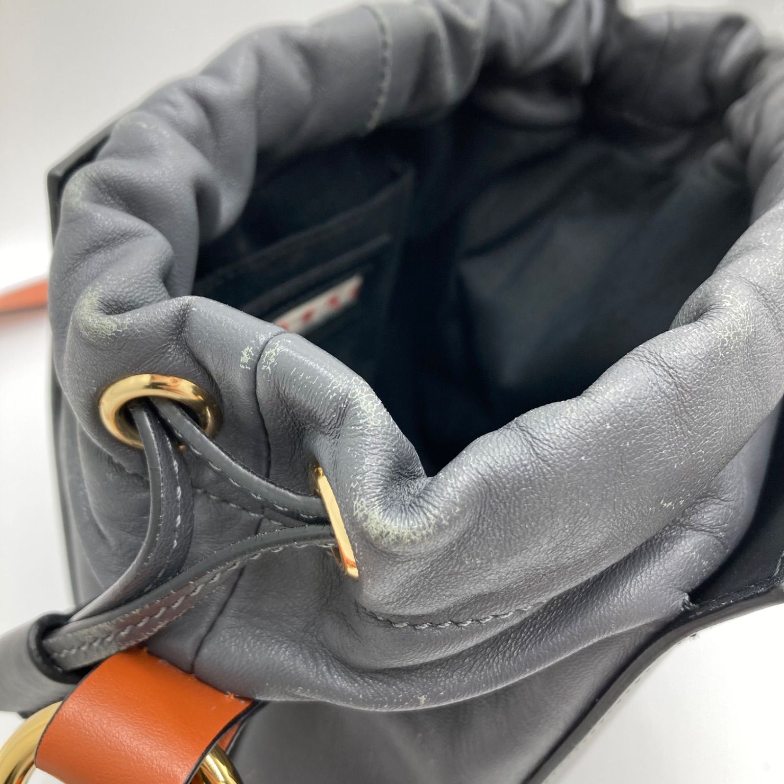 美品】マルニ MARNI ガセット スモールショルダーバッグ ロゴ