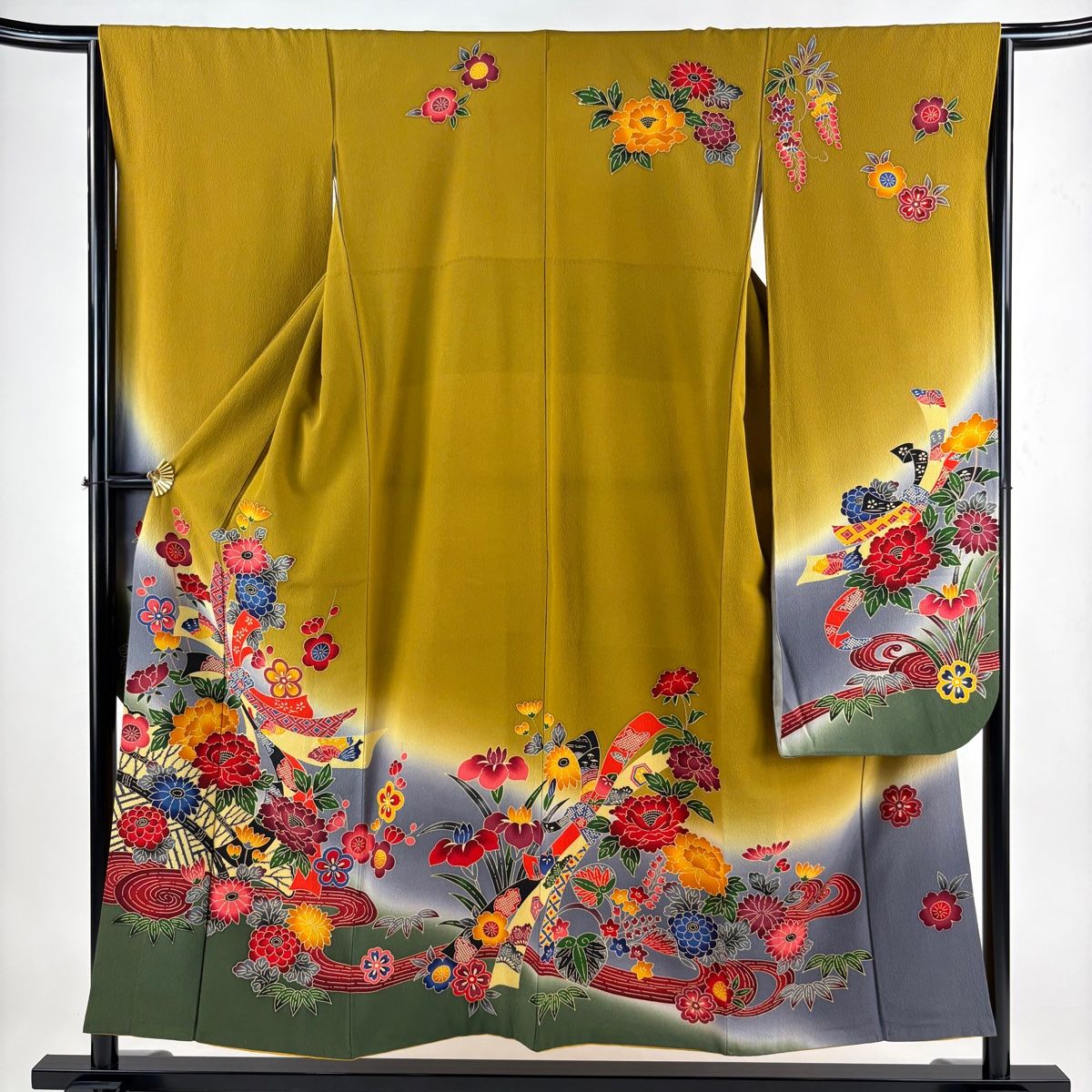 振袖 身丈152.5cm 裄丈64cm M 袷 束ね熨斗 草花 縮緬 染め分け 鶯色 正絹 名品