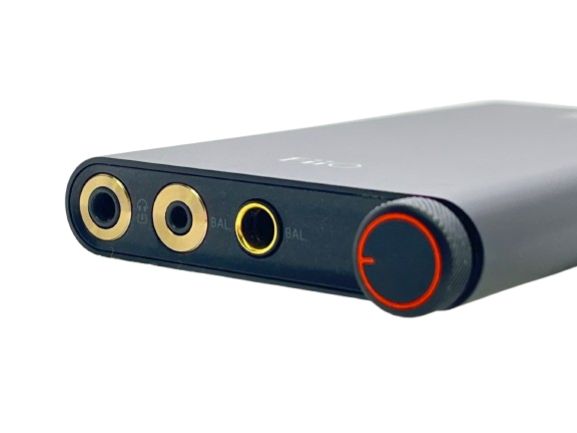 ▽FiiO Q3