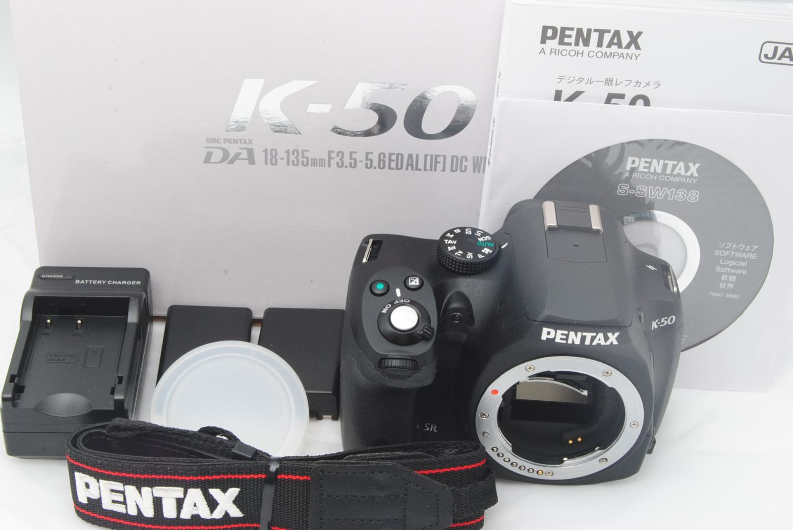 4349ショット！新品級 ☆ PENTAX K-50 一眼レフ