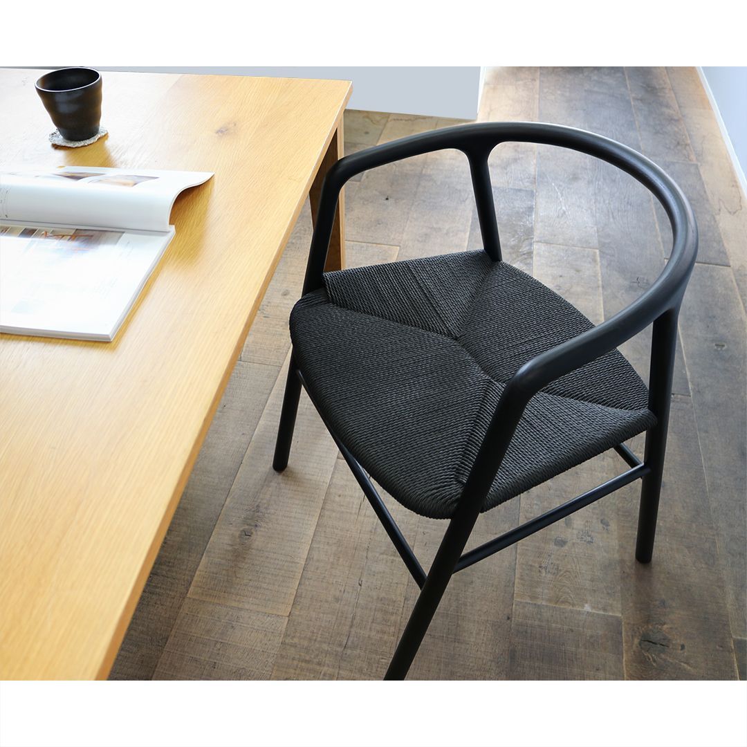チェア（座面：ペーパーコードブラック、フレーム：ブラック）/ 家具