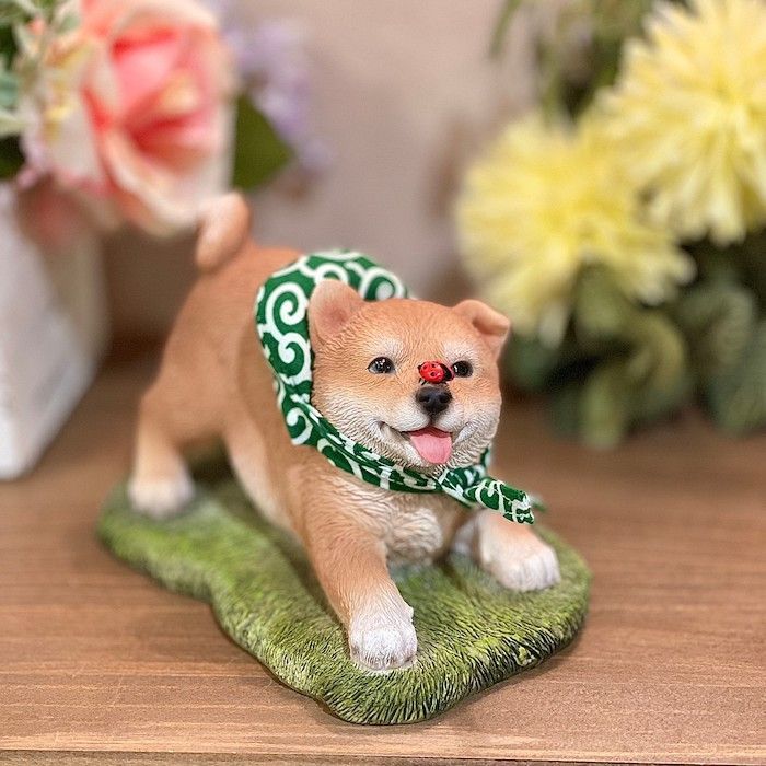 ドッグオーナメント 柴犬 シバ 子犬 てんとう虫 テントウムシ 置物 オブジェ インテリア ガーデニング 本物そっくり リアル 癒し かわいい ギフト プレゼント 贈り物 14246
