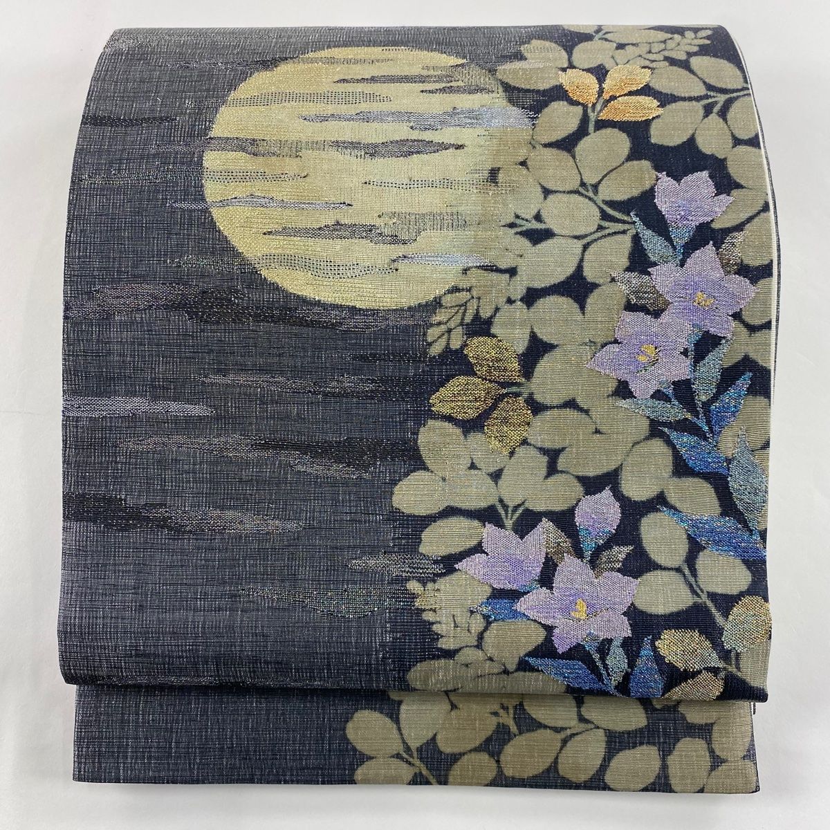 袋帯 美品 名品 落款 秋草 月 金糸 ラメ箔 黒灰 お太鼓柄 正絹 【中古