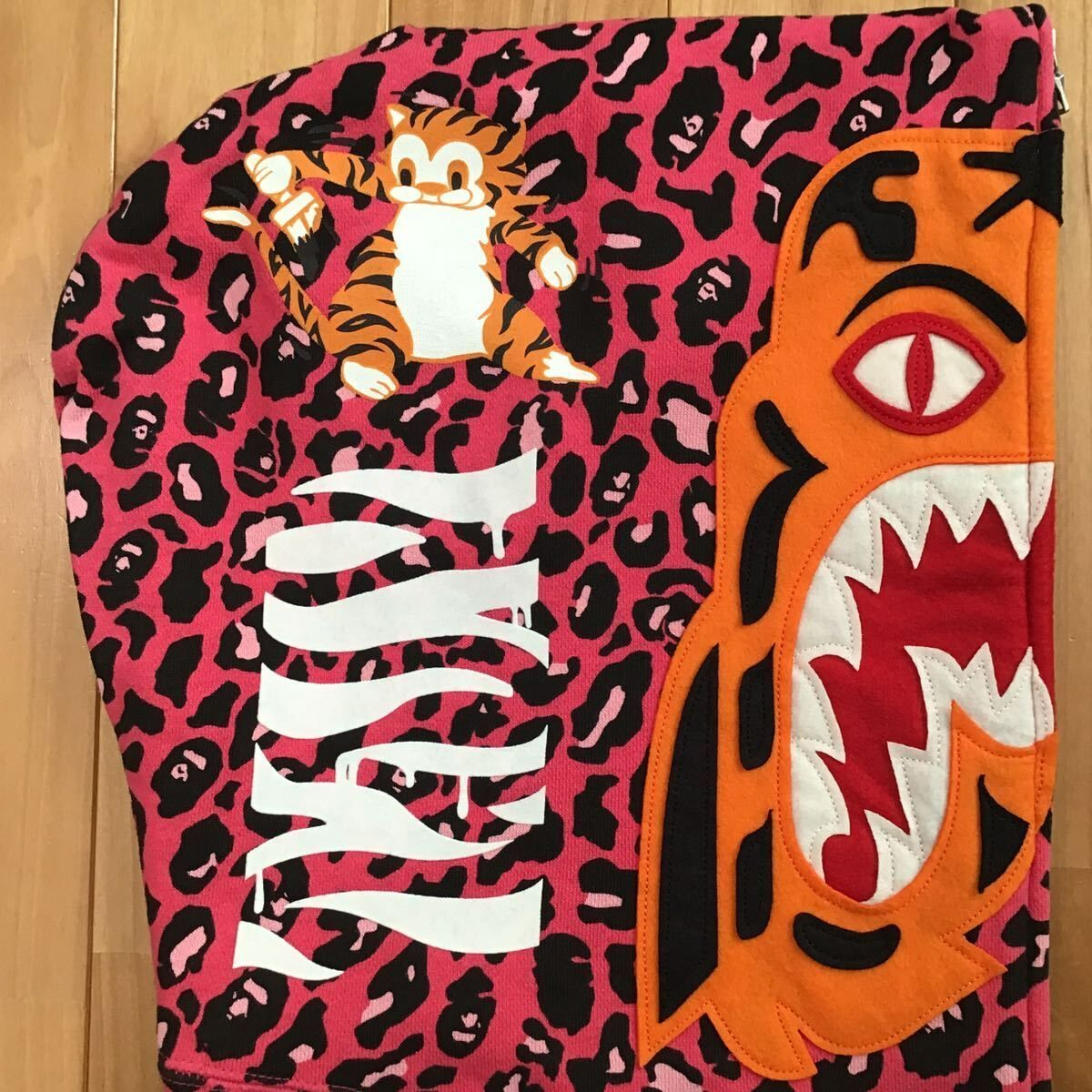 ape mix カラーカモ　パーカー　M nigo ☆札幌限定☆ sapporo color camo パーカー Mサイズ a bathing