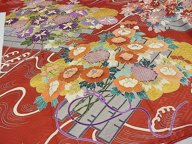 平和屋本店□極上 創業460年・千總 振袖 駒刺繍 立波花筏文 金彩