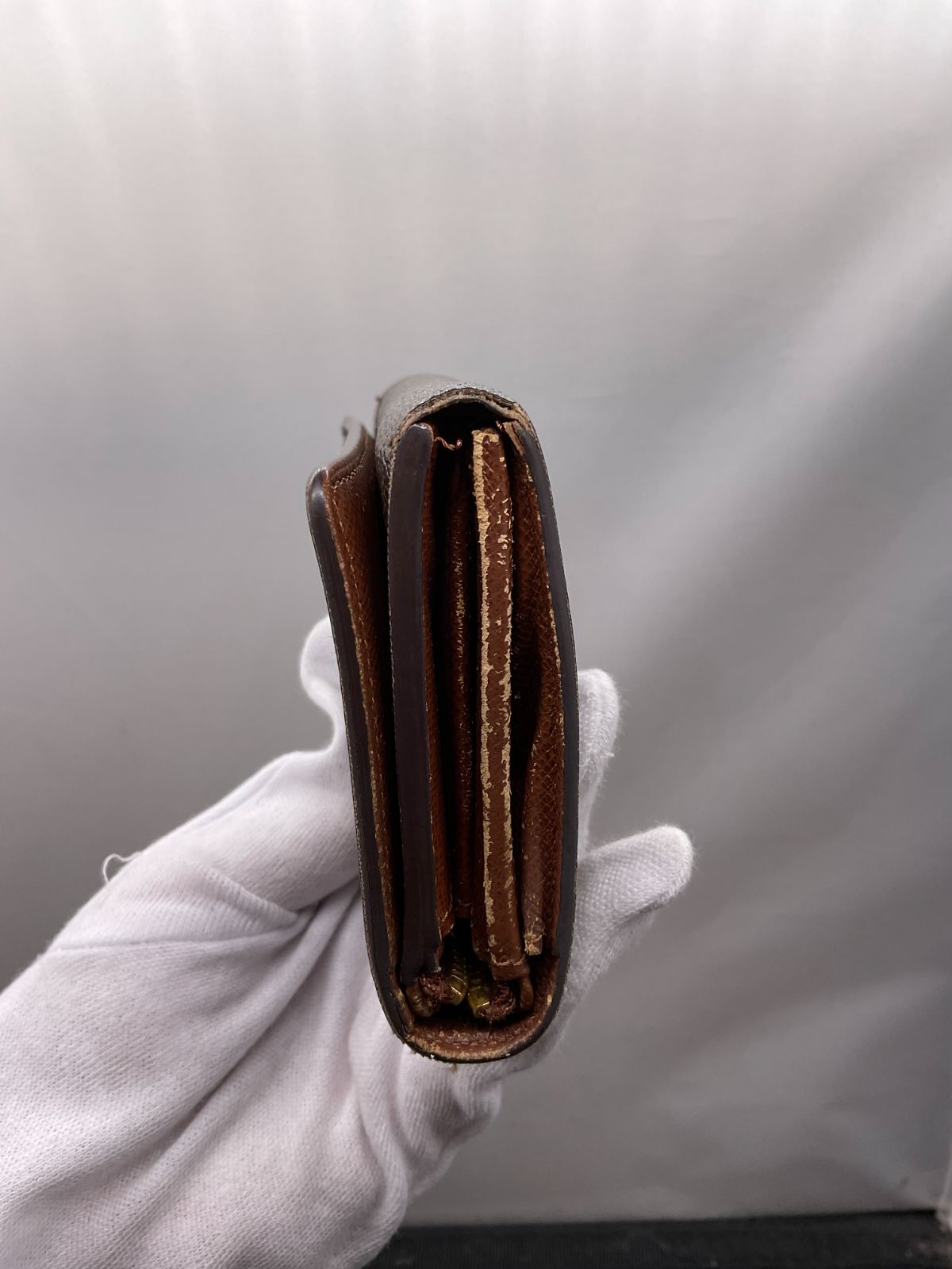 モノグラム 財布