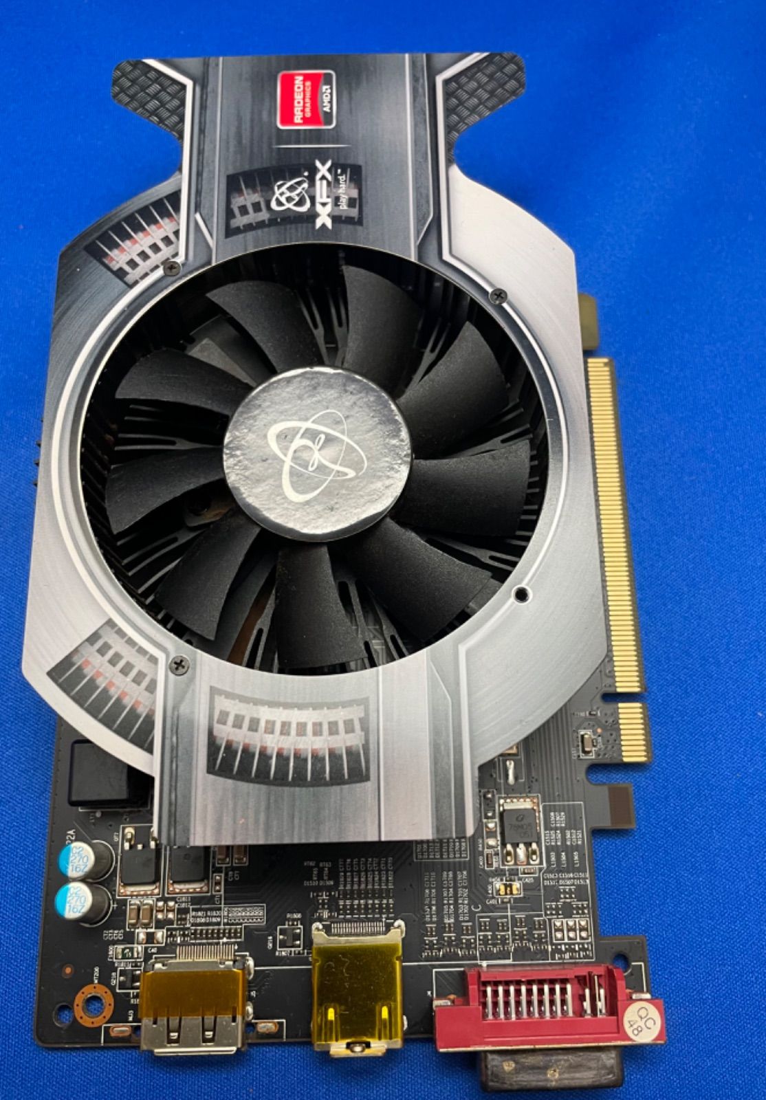 ビデオカード SAPPHIRE HD6670 1G GDDR5 PCI-E - グラフィックボード