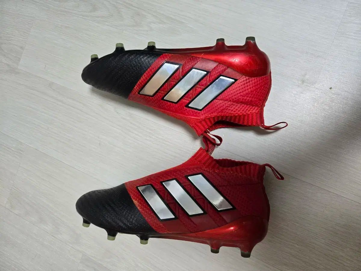 本日23時59分まで！サッカースパイクアディダスACE17.1HG 本日23時59分まで！サッカースパイクアディダスACE17.1HG 本日23時59分