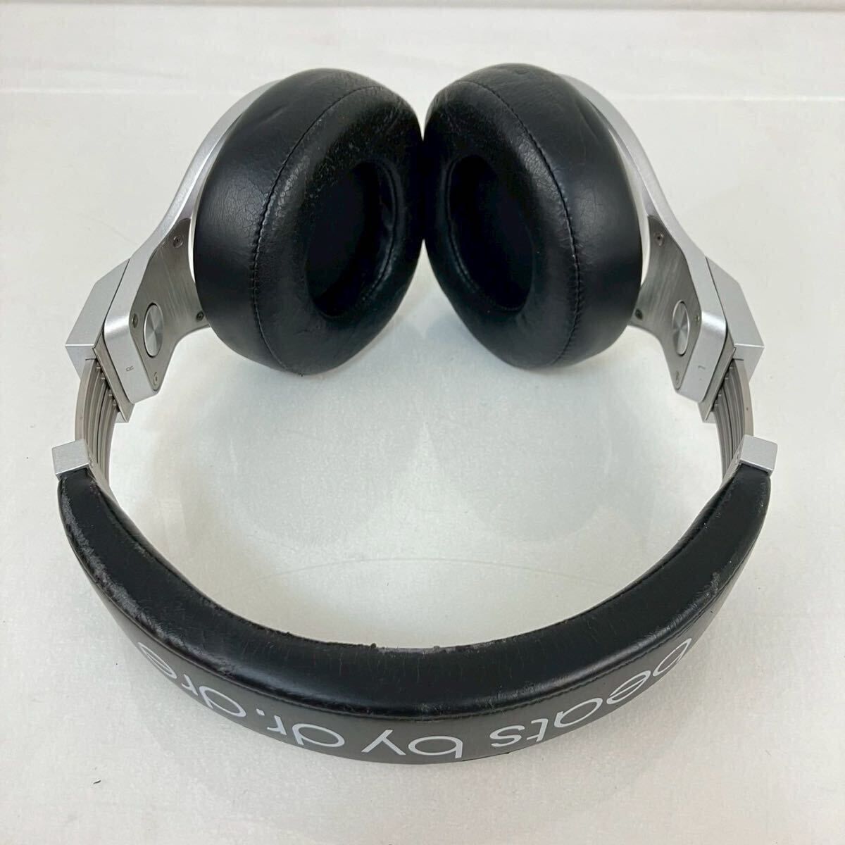 オーバーイヤーヘッドフォン