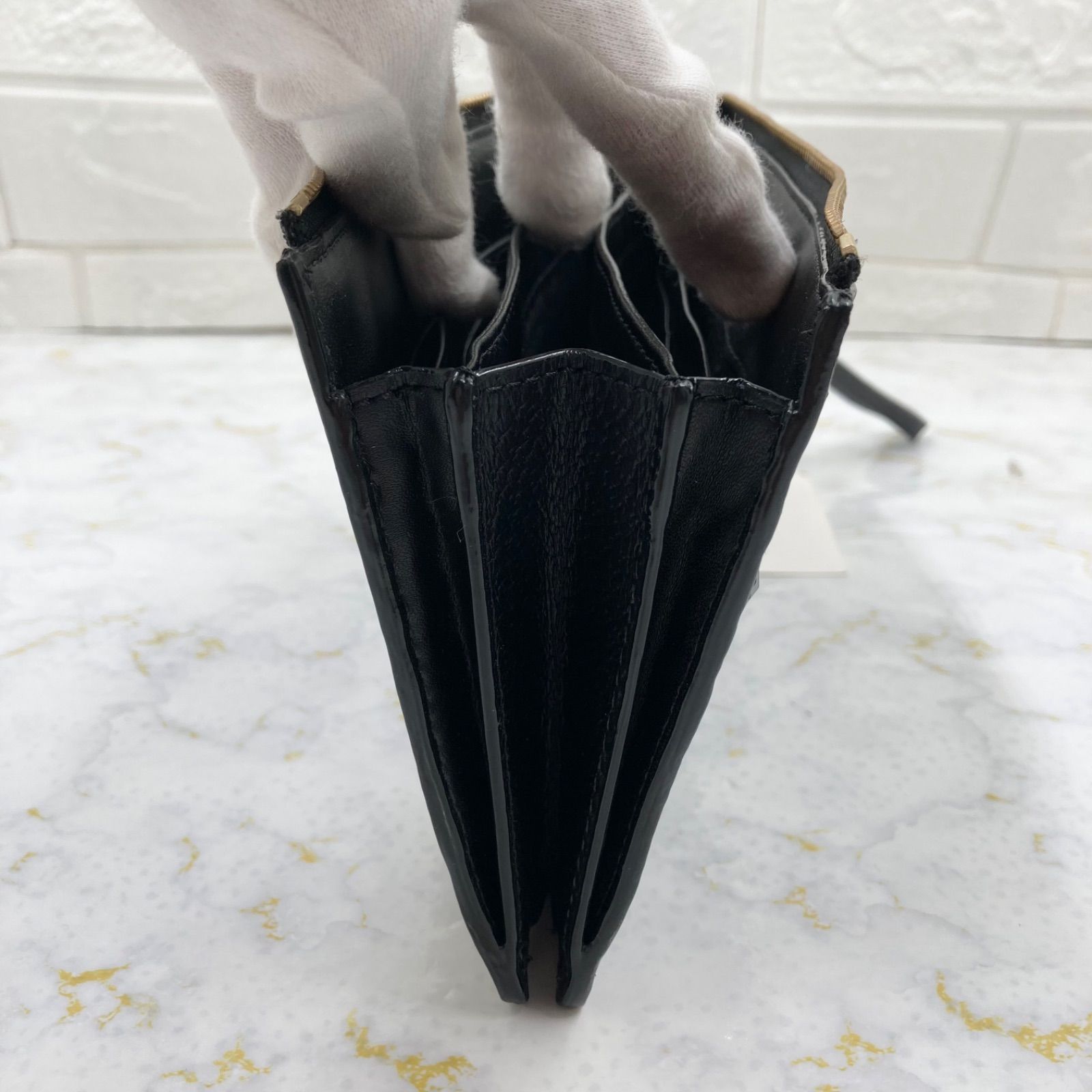 新品未使用❣️タグ付き❣️ kate spade ❣️ケイトスペード レザー