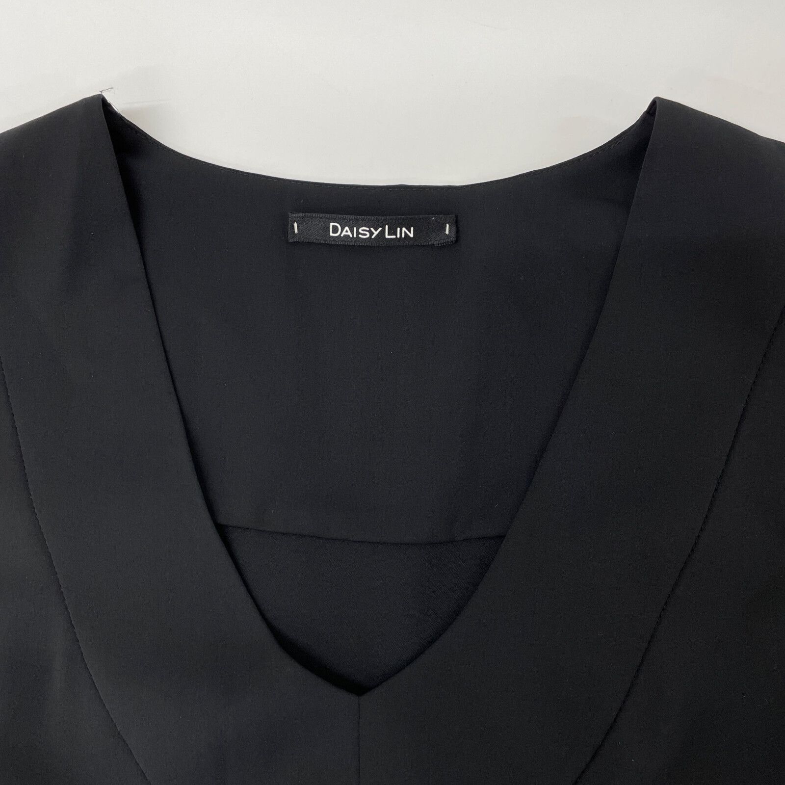 DAISY LIN デイジーリン 06230 ブラック ポリエステル Photogenic Blouse ノースリーブブラウス ブラック 40 トップス ポリエステル レディース 中古 ☀ DAISY LIN デイジーリン 06230 ブラック ポリエステル