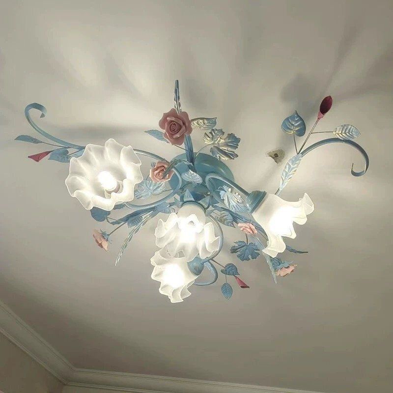 ◆芸術品◆地中海 LED 対応 4灯ペンダントライト ローズ ユリ照明 北欧 屋内ランプ ホーム ペンダントライト 天井照明 照明器具 つり