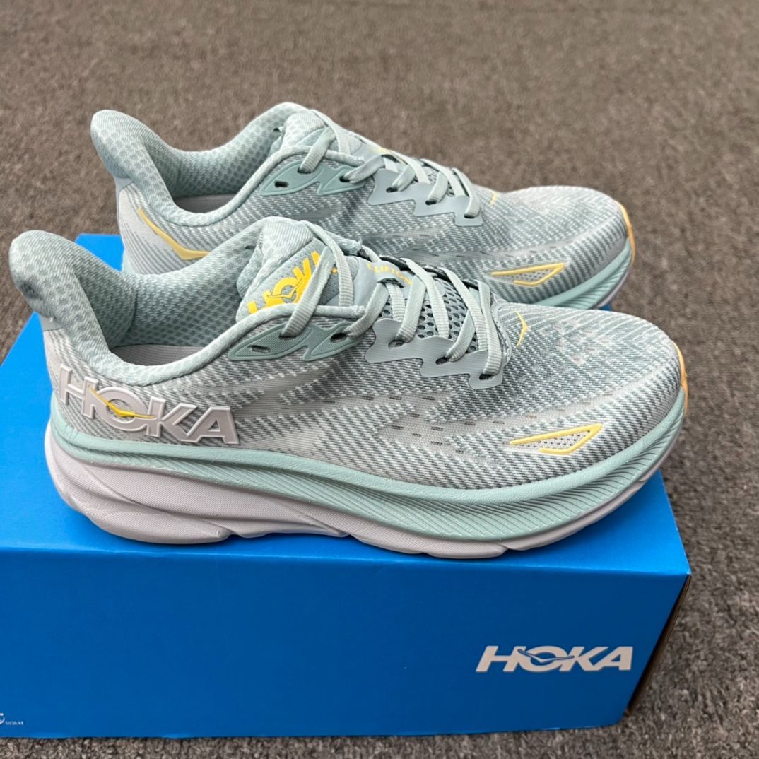 新品未使用 HOKA ONE ONE CLIFTON 9 ホカオネオネ クリフトン9 ランニングシューズ スニーカー - メルカリ