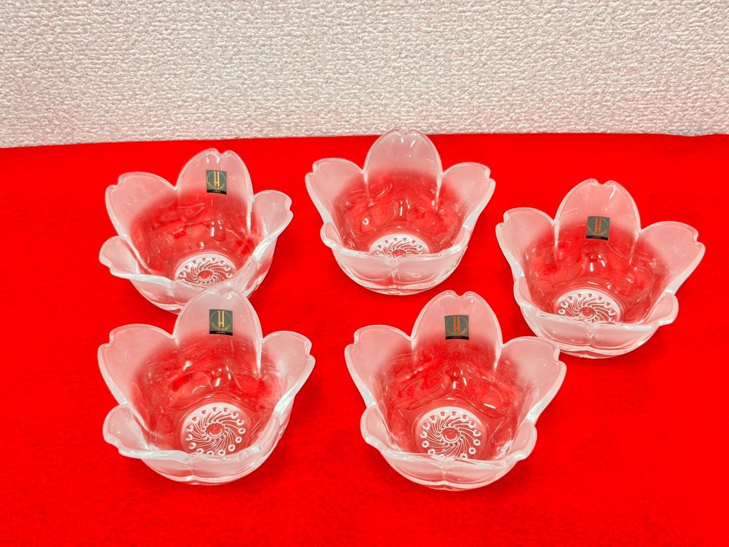 未使用　日本製　HOYA クリスタルガラス　小さい器　さくら　小鉢　5個 HOYA クリスタル ガラス小鉢 桜 5個セット 小さい器 未使用品