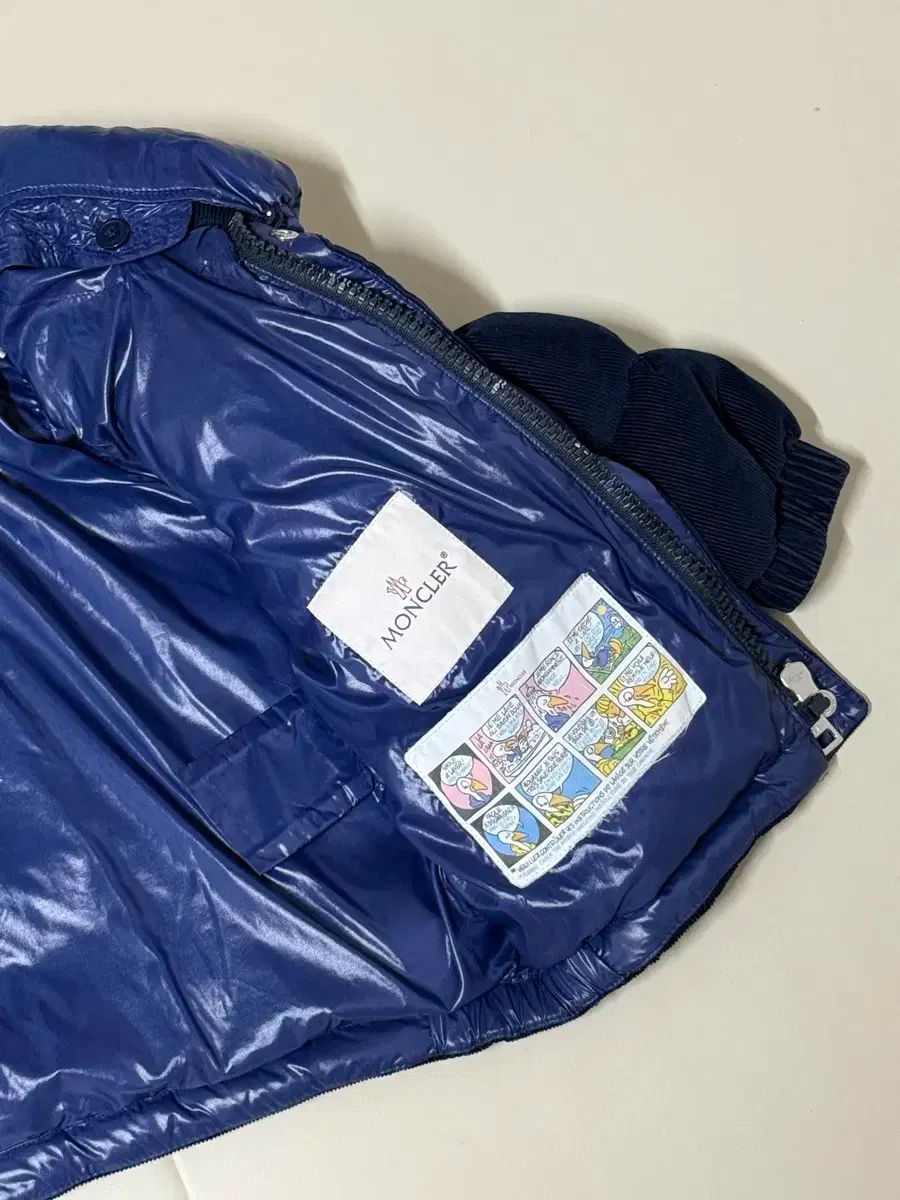 【大好評販売！】 モンクレール キッズ コーデュロイ ダウン 4|104 【人気満点NO.1】