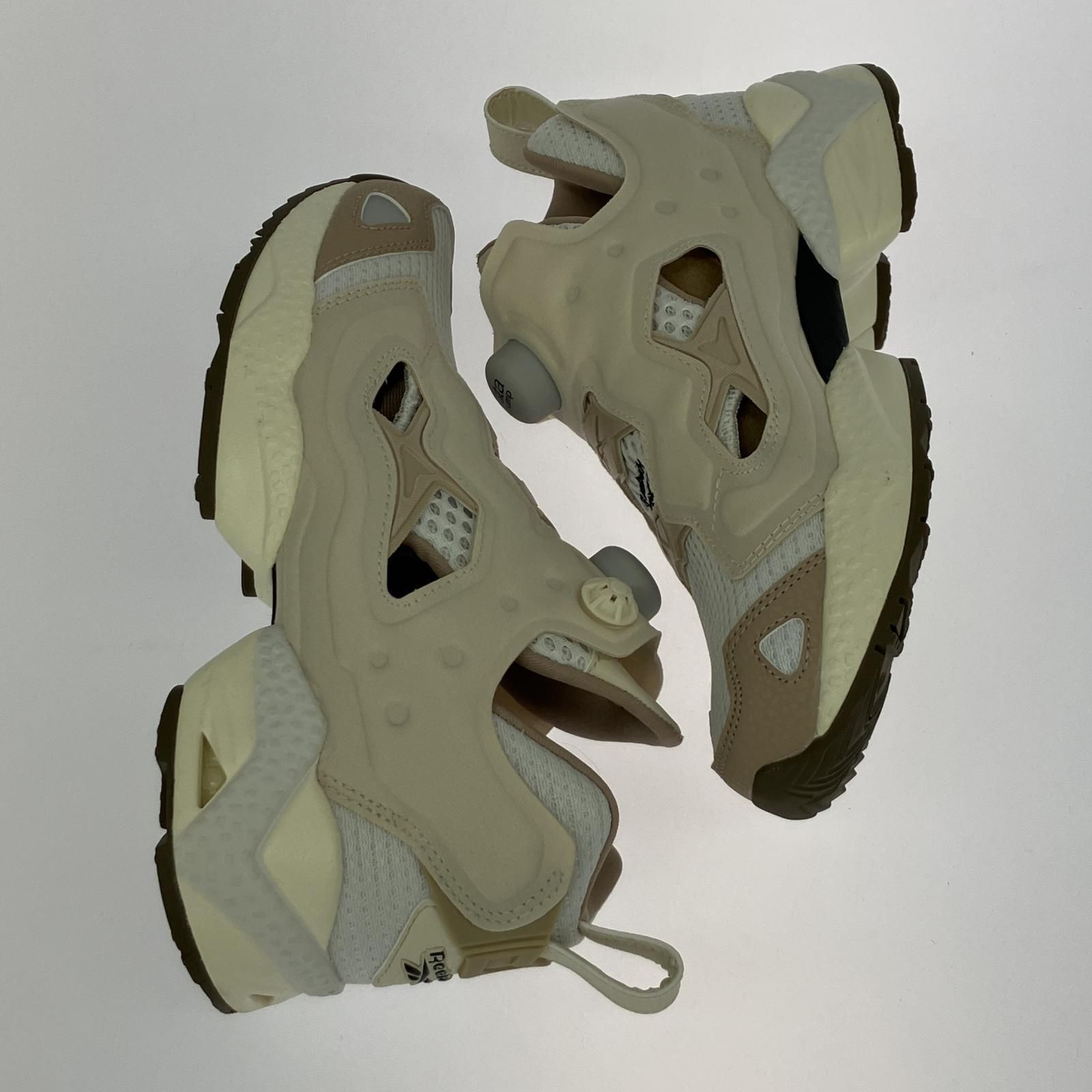 Reebok　INSTAPUMP FURY 95 スニーカー　23.5cm