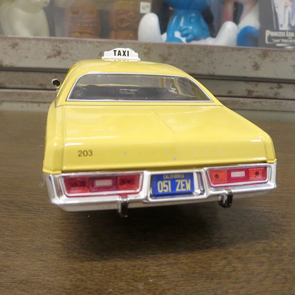 1:24 POLTERGEIST 1975 Plymouth Fury Crescent Cab Company