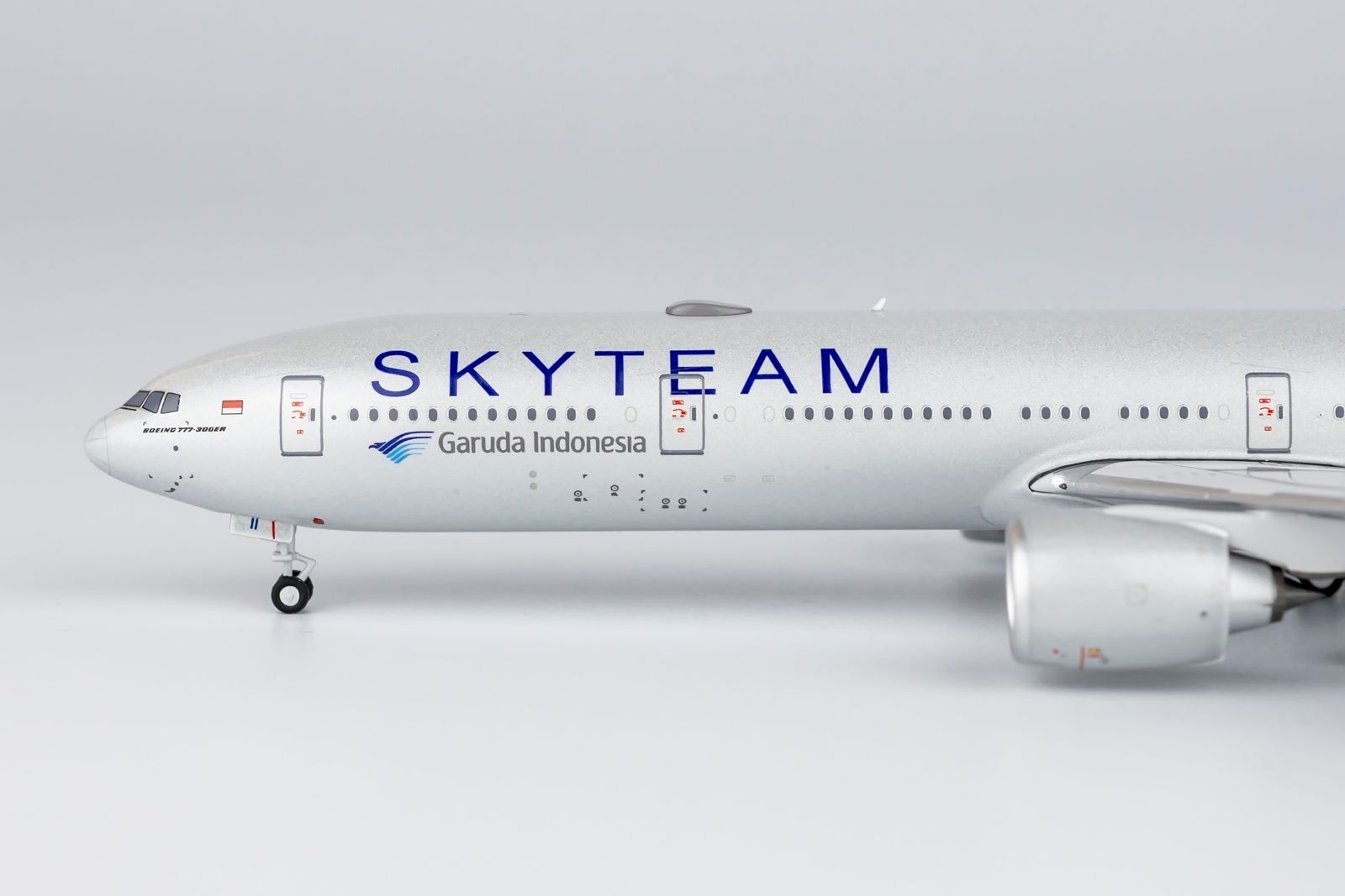 NGmodel ガルーダインドネシア航空 777-300ER PK-GII 1/400 73021