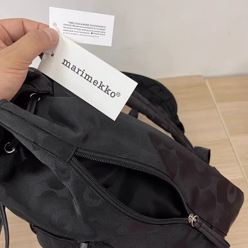 Marimekko マリメッコ