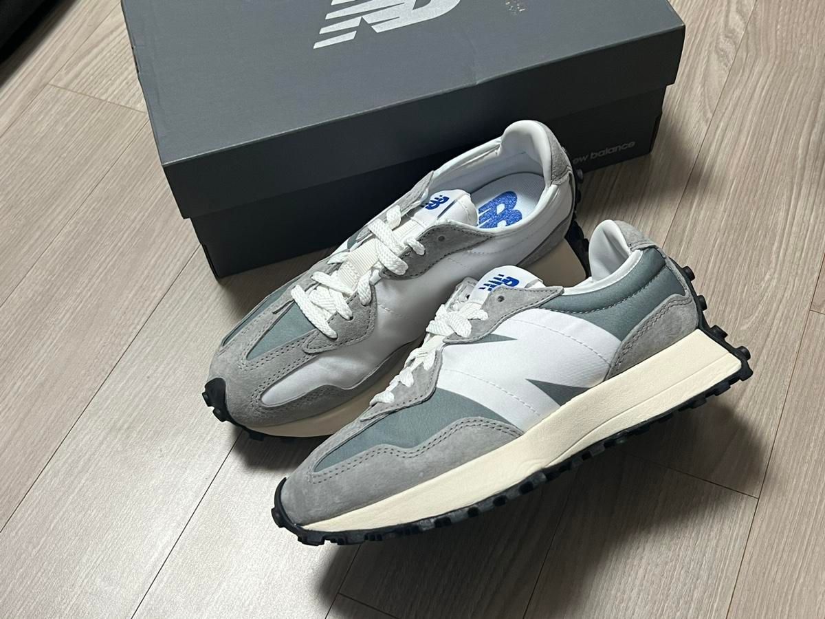 【雷市場（ポンジャン）商品韓国直送】New Balance(ニューバランス) 327 グレー 235 サイズ