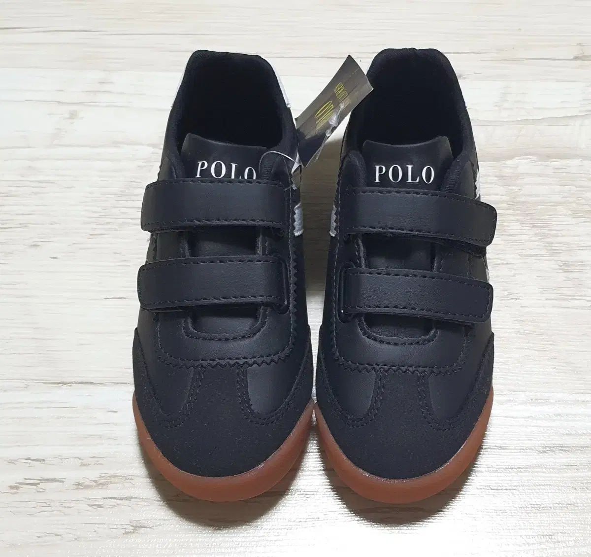 キッズ スニーカー